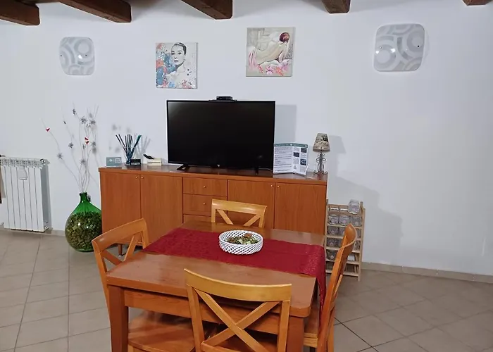 Il Vicolo House